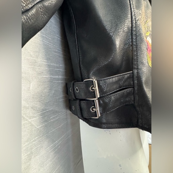 Embroidered Black faux Leather Jacket - Picture 11 of 15